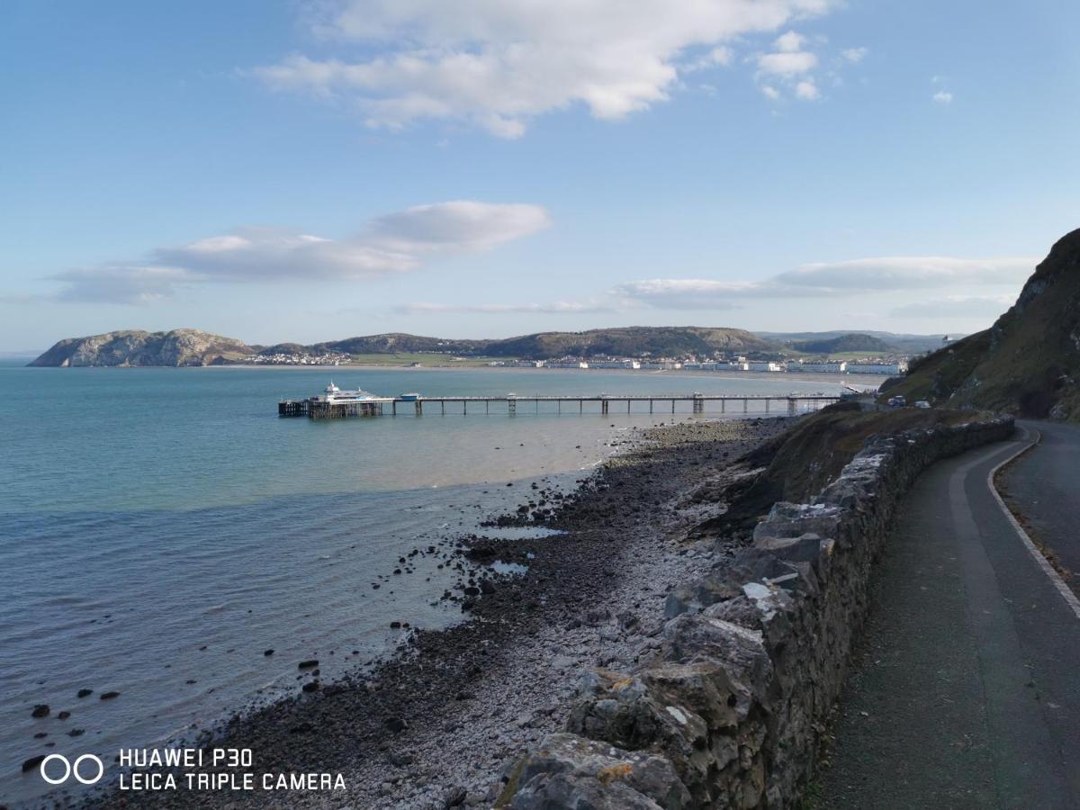 Merrion Hotel Llandudno Exteriör bild