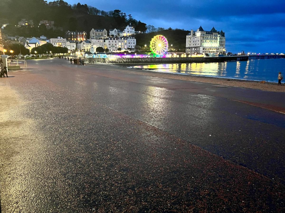 Merrion Hotel Llandudno Exteriör bild